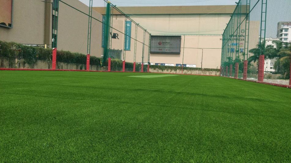 Howzatt Turf | Surat | TurfBooking